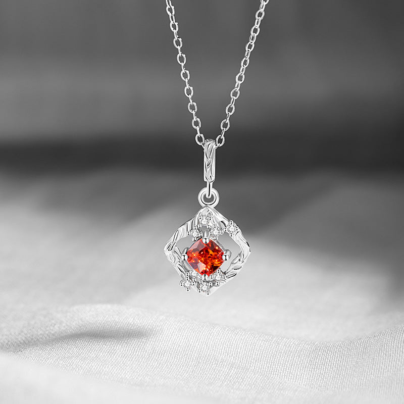 Fantasy Heart Sterling Silver 925 Necklace Niche Design Light Luxury Square Sugar Ice Flower Clavicle Chain Ins Style Love Pendant