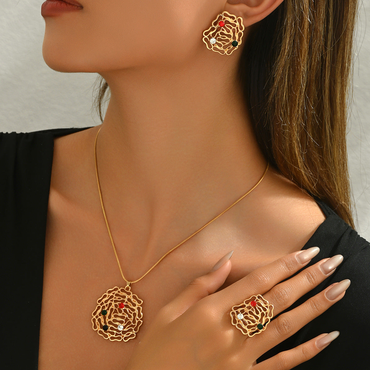 Ornate Openwork Medallion Jewelry — product image 3