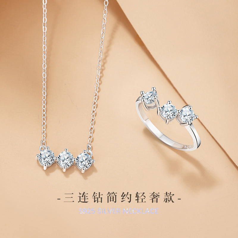 Star Sterling Silver 925 Necklace Female Niche Design Light Luxury round Zircon Clavicle Chain Ins Style Meteor Shower Pendant