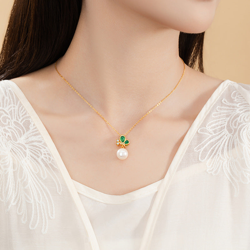 Butterfly Sterling Silver 925 Chalcedony Necklace Women's Light Luxury High-Grade Natural Freshwater Pearl Clavicle Chain Ins Zircon Pendant