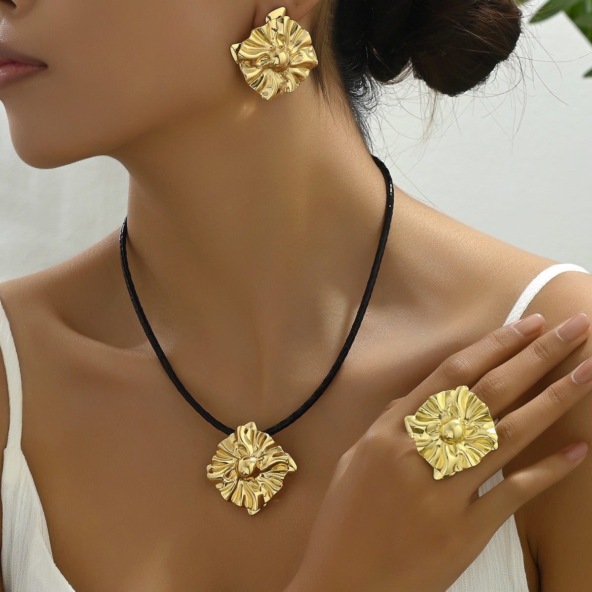 Folded Square-Flower Cord Jewelry — product image 2