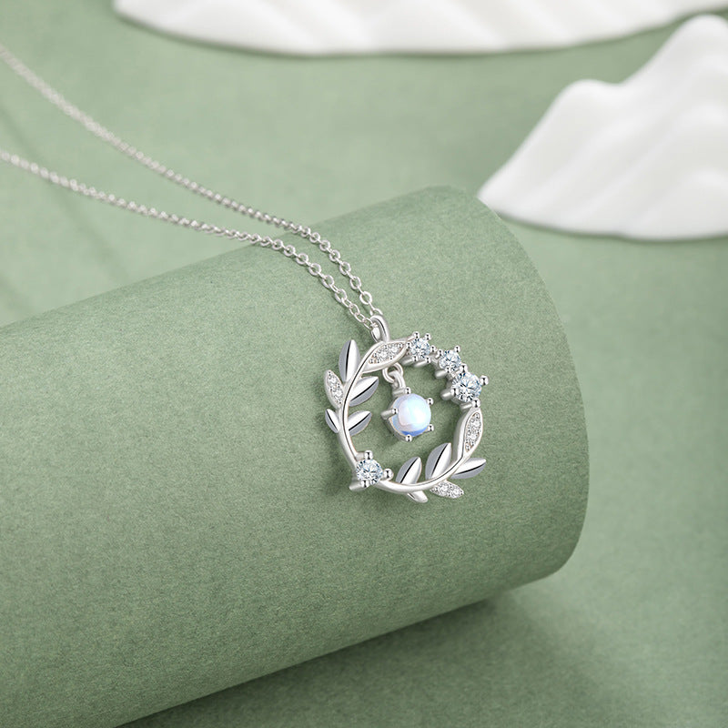 Vine Sterling Silver 925 Necklace Female Niche Design Light Luxury Glass Stone Flower Pendant Ins Style Garland Pendant