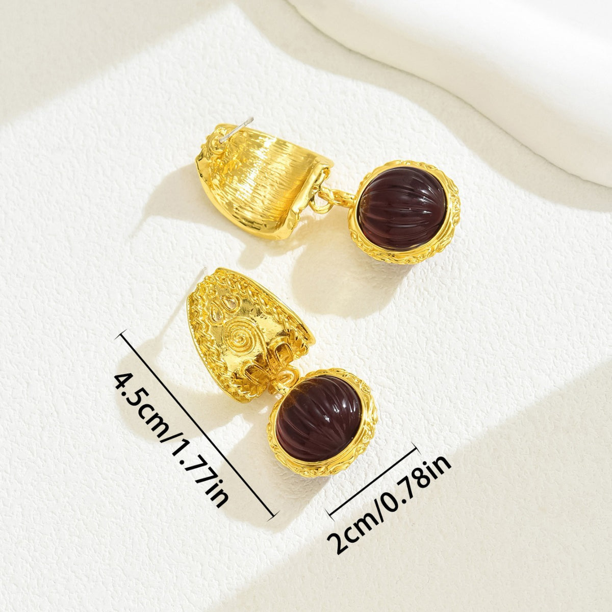 Niche Artistic Mid-Ancient Court Style Women's Earrings All-Match Inlaid Gem Design Fashion Earrings Light Luxury Earrings