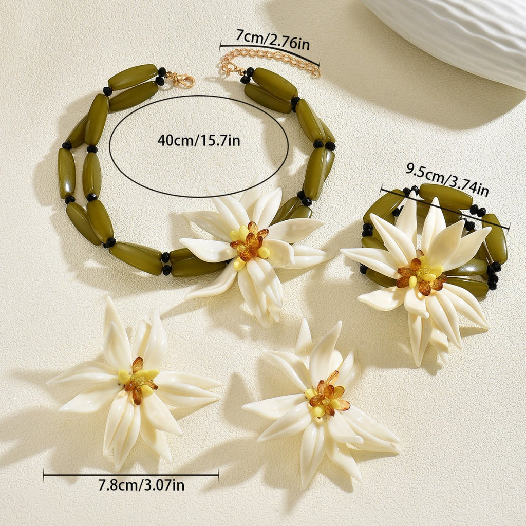 White Flower Statement Jewelry — product image 4