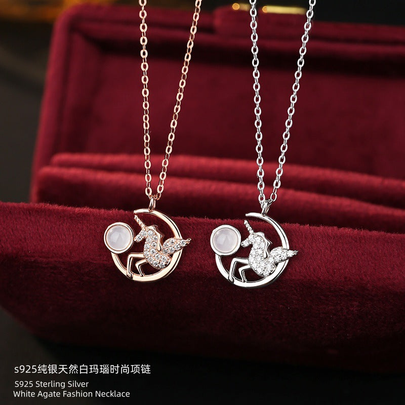 Factory Direct Supply S925 Sterling Silver Necklace Unicorn Pendant Natural White Agate Girl Heart Jewelry Gift for Girlfriend