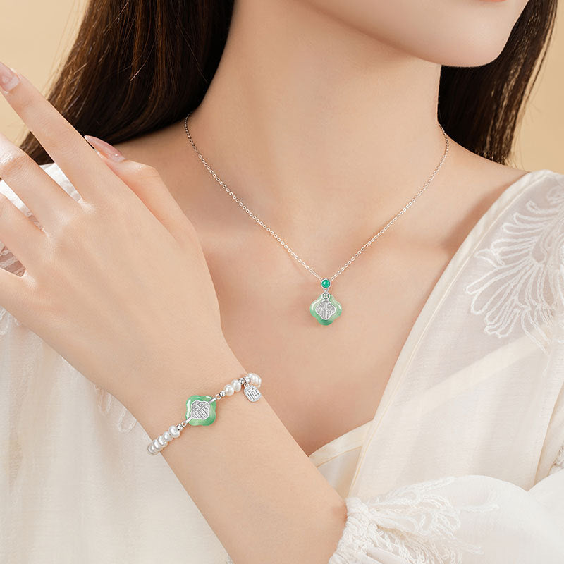 Lucky Clover Sterling Silver 925 Necklace Women's New Chinese Natural African Cuifu Clavicle Chain Isn Chalcedony Pendant