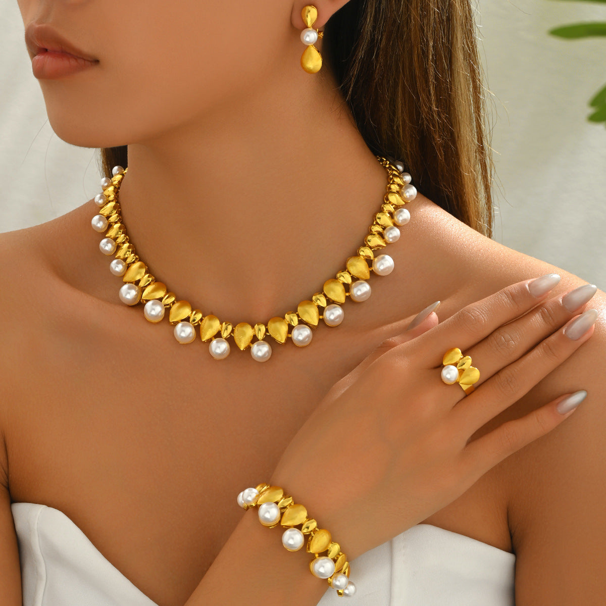 Golden Bead and Pearl-Effect Jewelry — product image 3