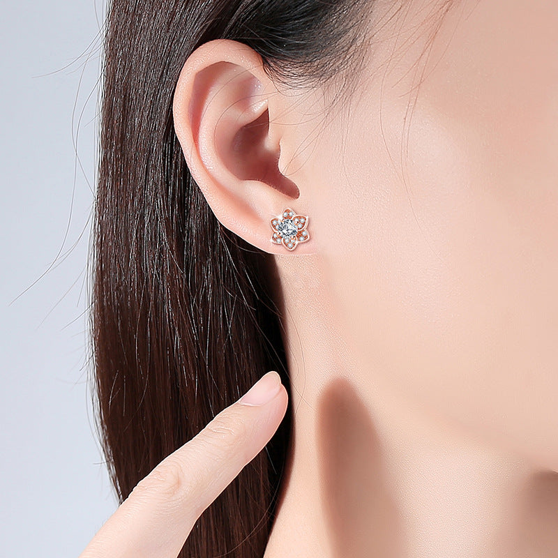 One Week Sterling Silver 925 Stud Earrings Female Niche Design Light Luxury Four-Leaf Clover Earrings Lovely Black Agate Earrings
