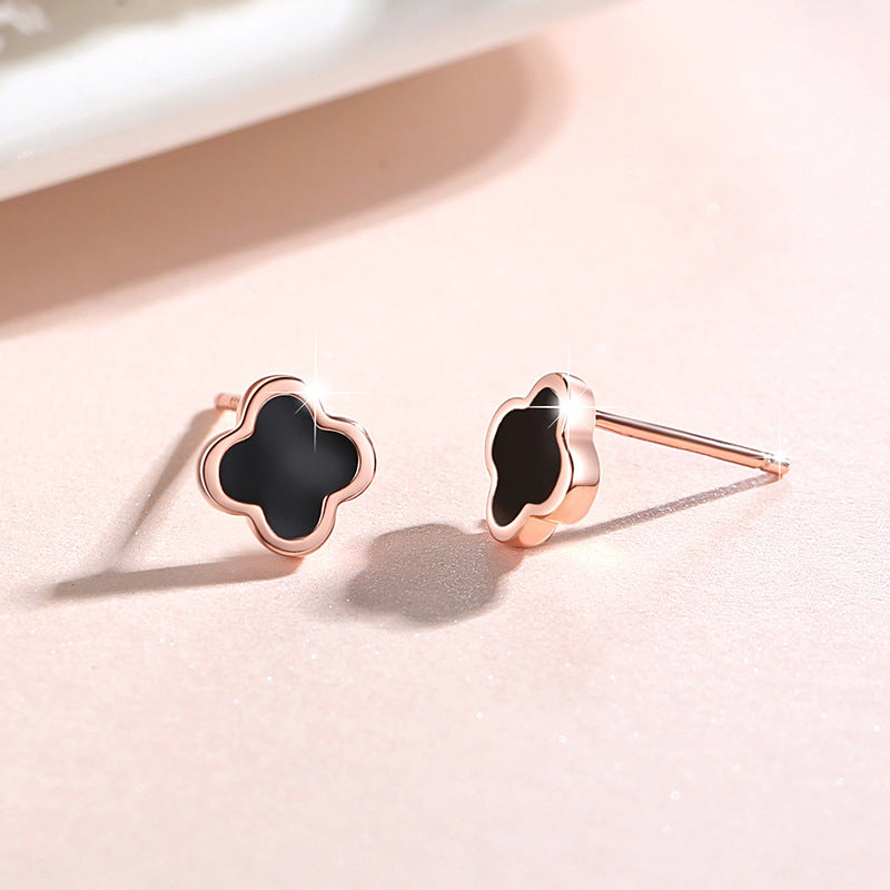 One Week Sterling Silver 925 Stud Earrings Female Niche Design Light Luxury Four-Leaf Clover Earrings Lovely Black Agate Earrings