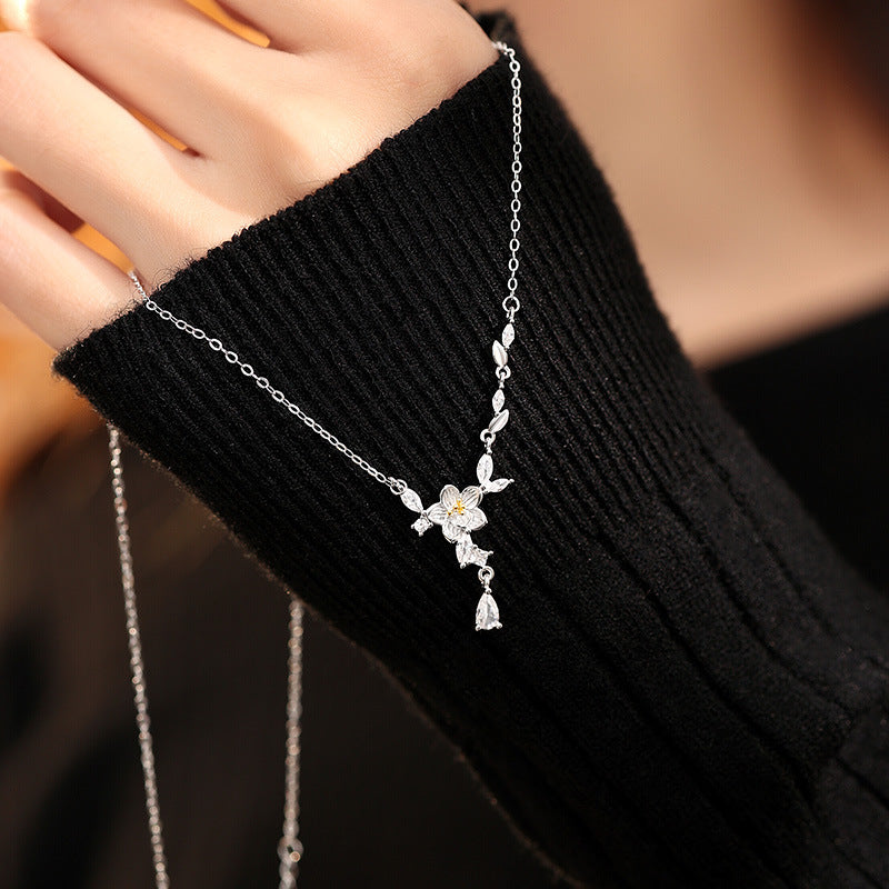 Moli Water Drop Necklace S925 Silver Light Luxury Diamond-Embedded Tassel Clavicle Chain for Girlfriend Valentine's Day Gift Silver Jewelry Wholesale