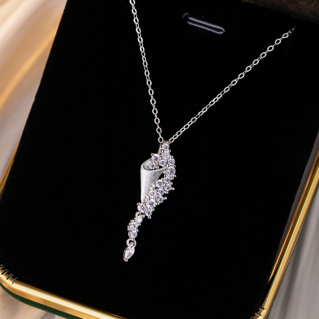 Star Pendant Hourglass Sterling Silver 925 Necklace Women's Light Luxury High-Grade Star Zircon Clavicle Chain Ins Style Starry Pendant