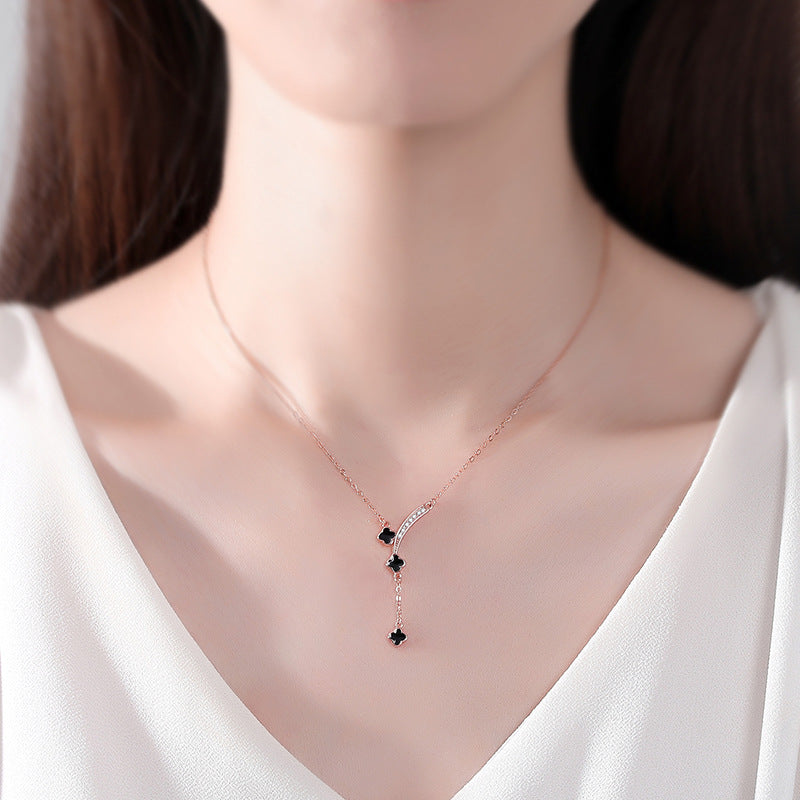Original Clover Necklace Light Luxury Niche Pendant 925 Sterling Silver Clavicle Chain Ins Style Mori for Girlfriend