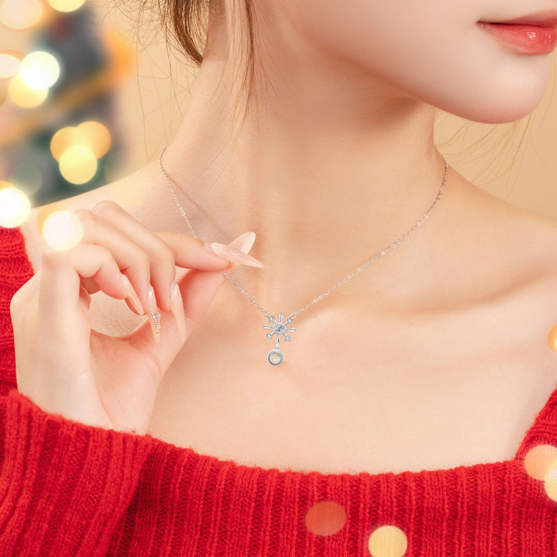 Fantasy Snowflake Sterling Silver 925 Necklace Female Niche Design Light Luxury Glass Stone Clavicle Chain Ins Christmas Pendant