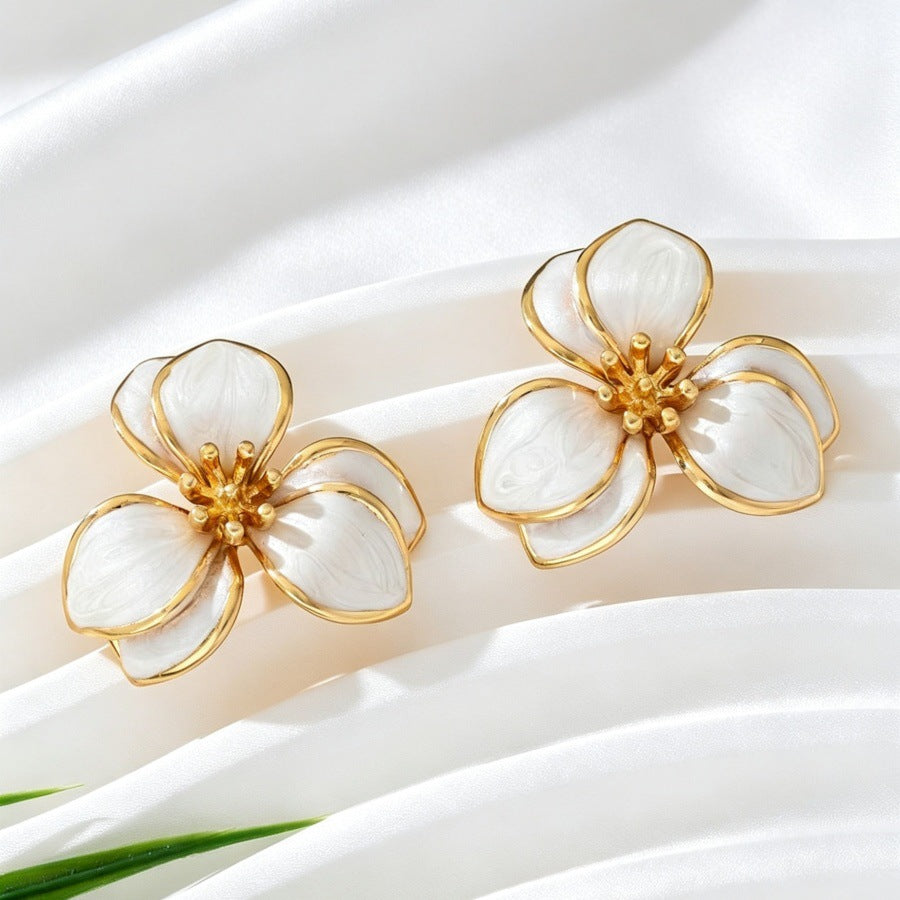 White Petal Flower Earrings — product image 3