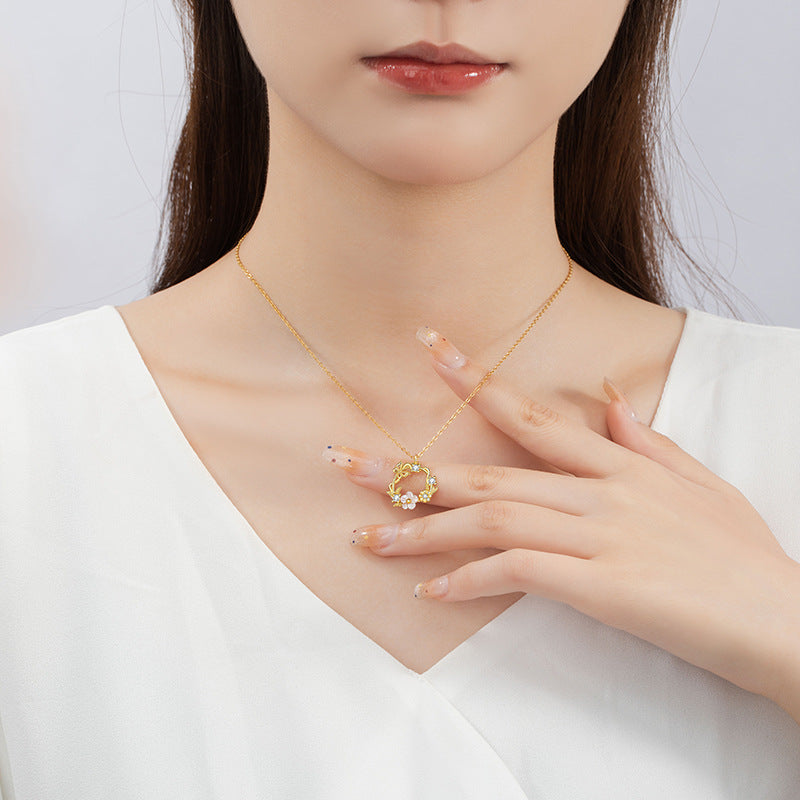 Butterfly Sterling Silver 925 Necklace Female Niche Design Light Luxury Peach Blossom Shell Clavicle Chain Ins Style Cherry Blossom Pendant