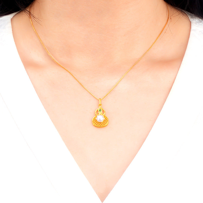 S925 Silver Plated 18K Gold New Chinese Pearl Necklace National Style Hollow Green Chalcedony Pendant Gift for Mother Wholesale