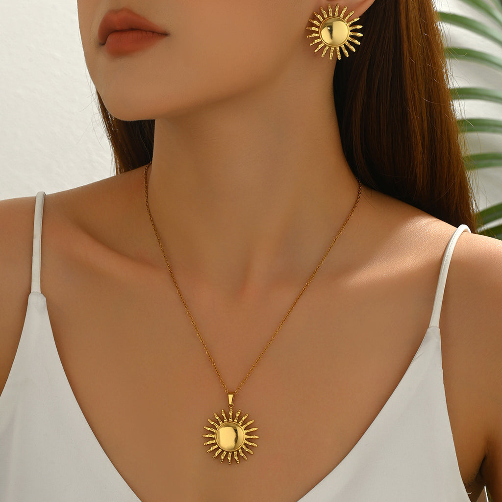 Open Spiral Pendant Jewelry — product image 4