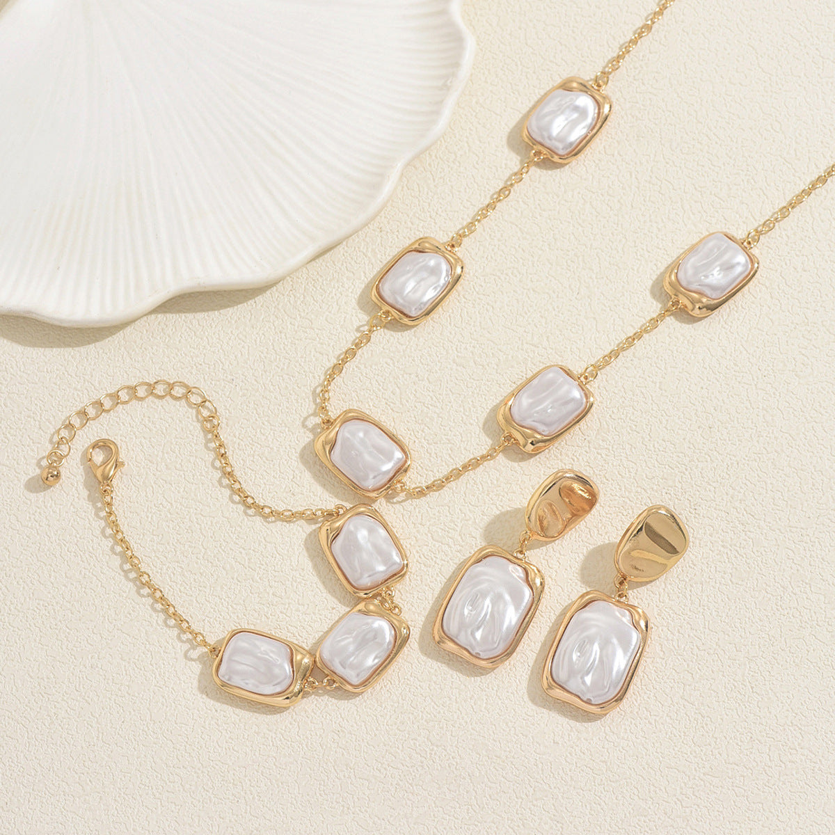 Rounded Rectangle Pearl-Effect Jewelry — product image 3