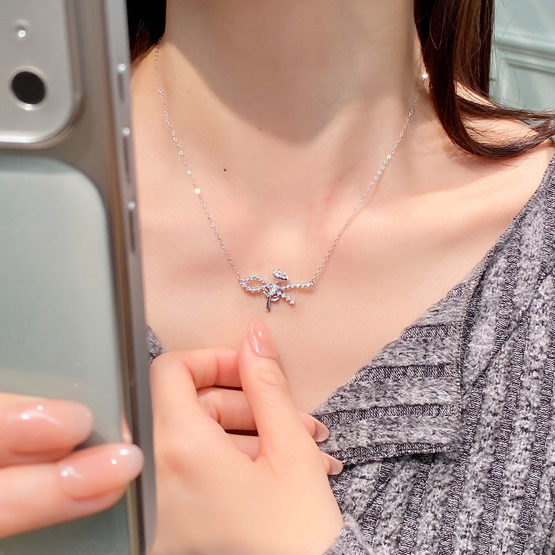 Rose Starry S925 Sterling Silver Necklace for Women Light Luxury High-Grade Clavicle Chain Valentine's Day Birthday Gift for Girlfriend