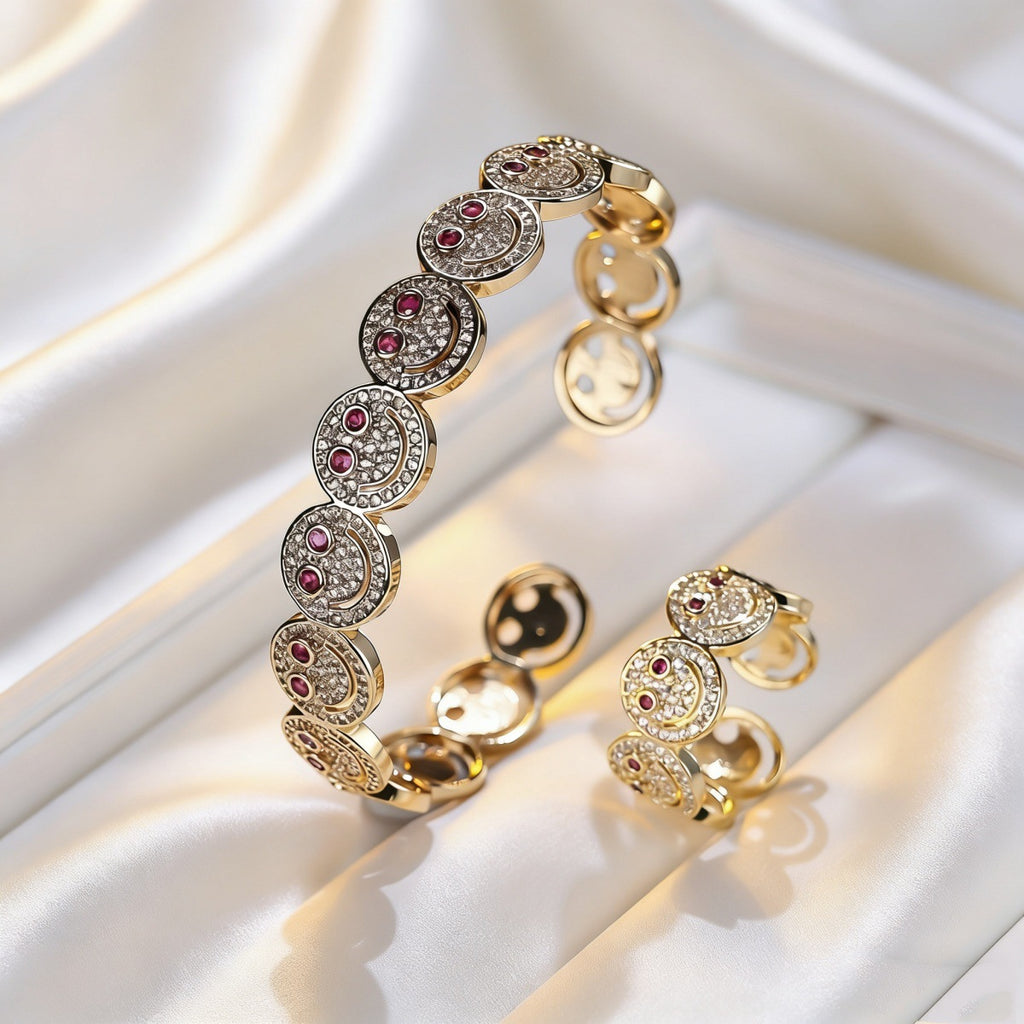 Smiley Medallion Jewelry — product image 3