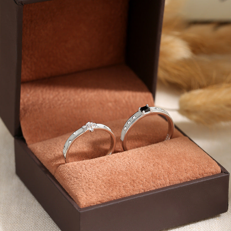 S925 Sterling Silver Couple Couple Ring Simple Enamel Craft Black and White with Star Ring Valentine's Day Gift