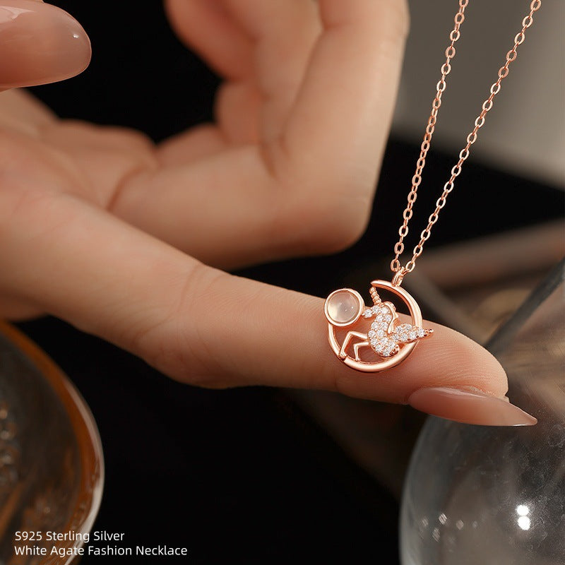 Factory Direct Supply S925 Sterling Silver Necklace Unicorn Pendant Natural White Agate Girl Heart Jewelry Gift for Girlfriend