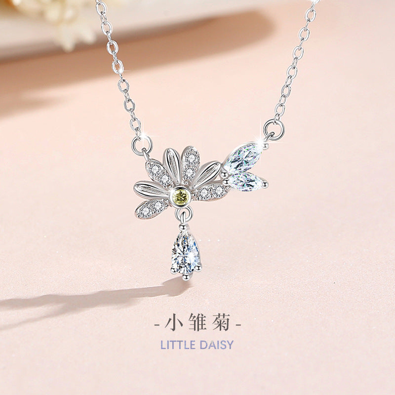Daisy Sterling Silver 925 Necklace Female Niche Design Light Luxury Zircon Tassel Clavicle Chain Ins Style Butterfly Pendant