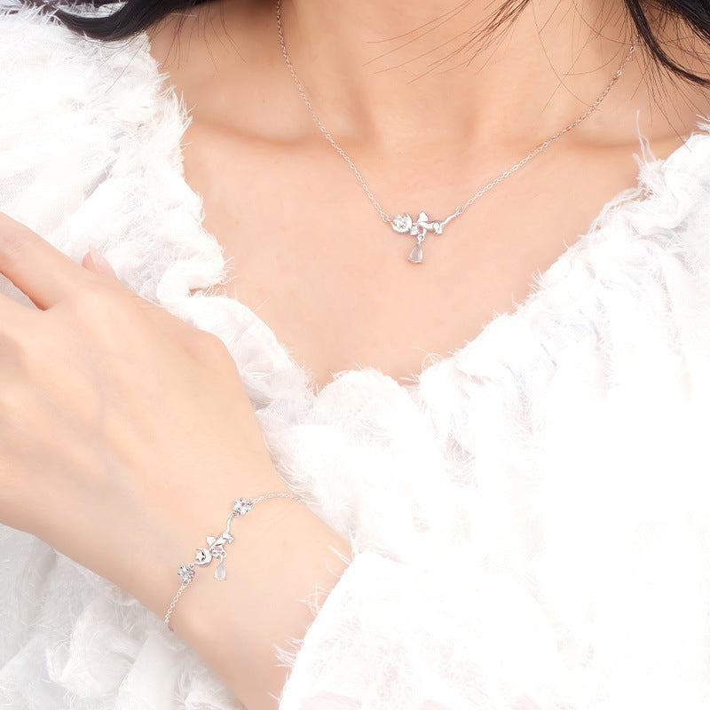 2026 New S925 Sterling Silver Necklace Bracelet Set Cat Moon Niche Light Luxury Clavicle Chain Gift for Girlfriend