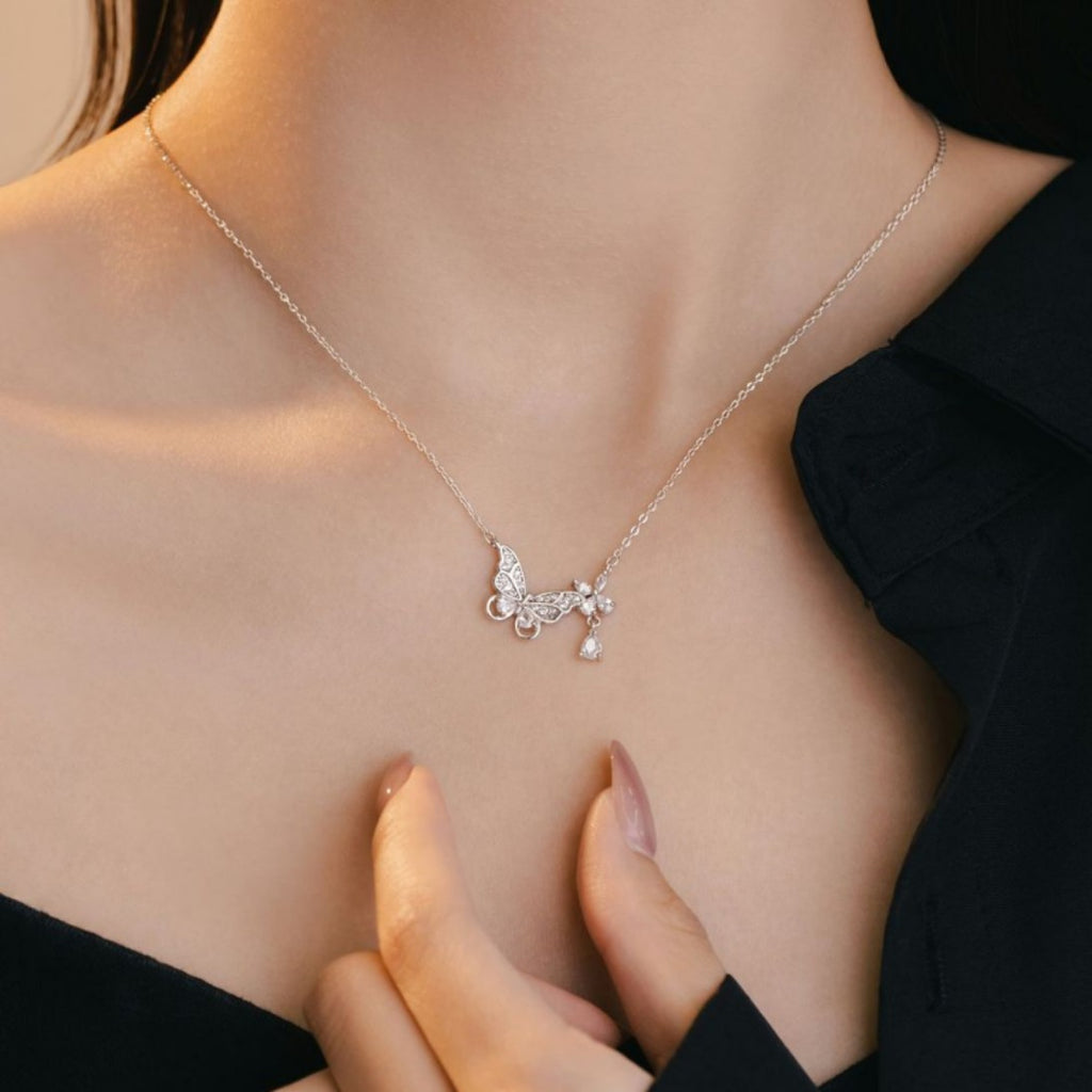 Butterfly Pure Silver 999 Necklace Female Niche Design Light Luxury Flower Zircon Clavicle Chain Small Red Book Same Pendant