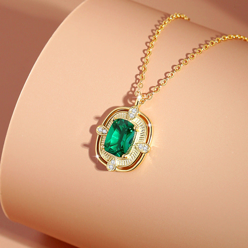 Square Sugar Sterling Silver 925 Necklace Female Niche Design Light Luxury Emerald Zircon Clavicle Chain High-Grade Cross-Border Pendant